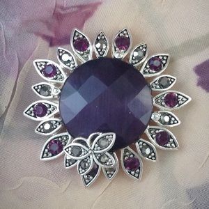 🦋 Vintage Monet Rhinestone Butterfly Brooch